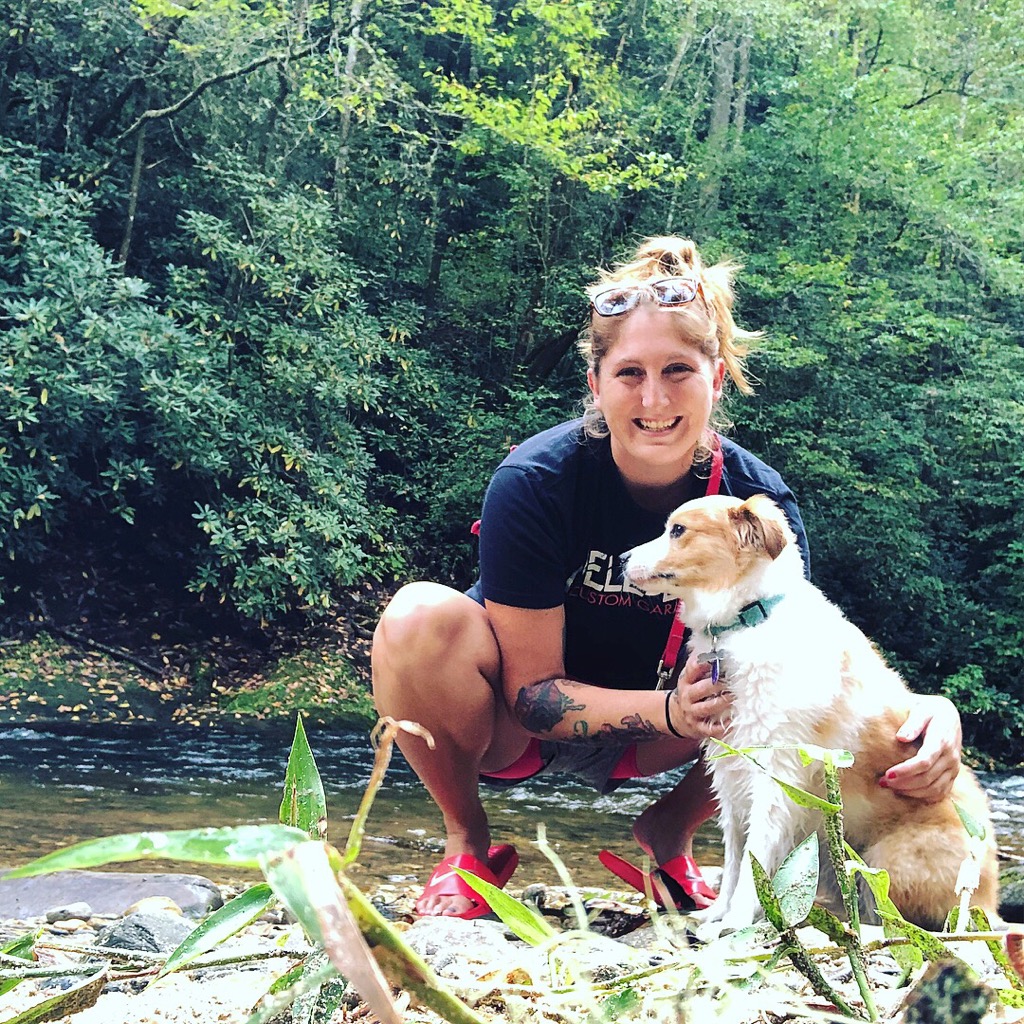 Liz - Our Staff - Apple Valley Animal Hospital - Hendersonville, NC Liz - Our Staff - Apple Valley Animal Hospital - Hendersonville, NC